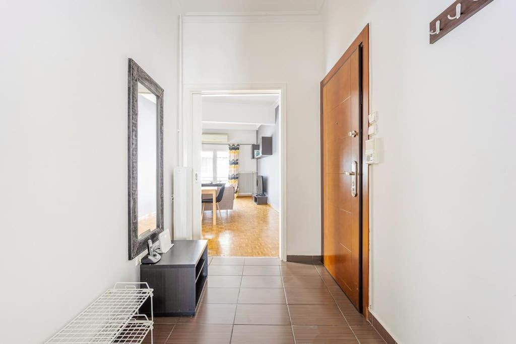 Apartment In The Middle Of Everything Athènes Extérieur photo